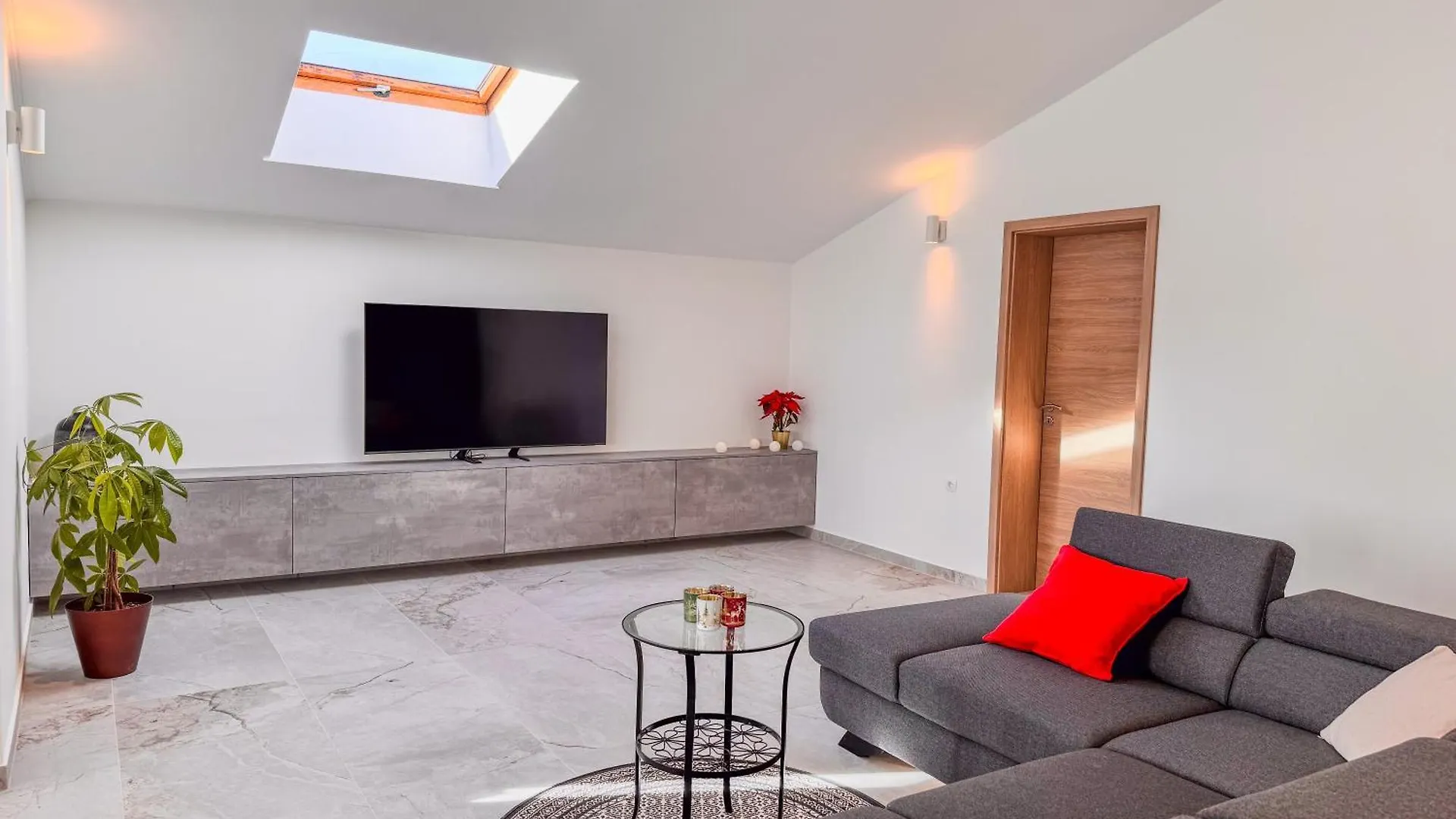 Chic Spacious Apartment Surrounded By Nature Near Opatija Matulji