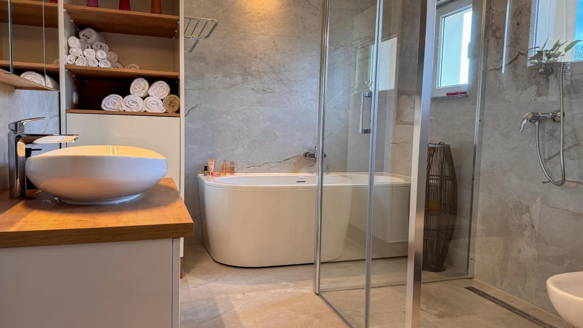 Chic Spacious Apartment Surrounded By Nature Near Opatija Matulji Croatia