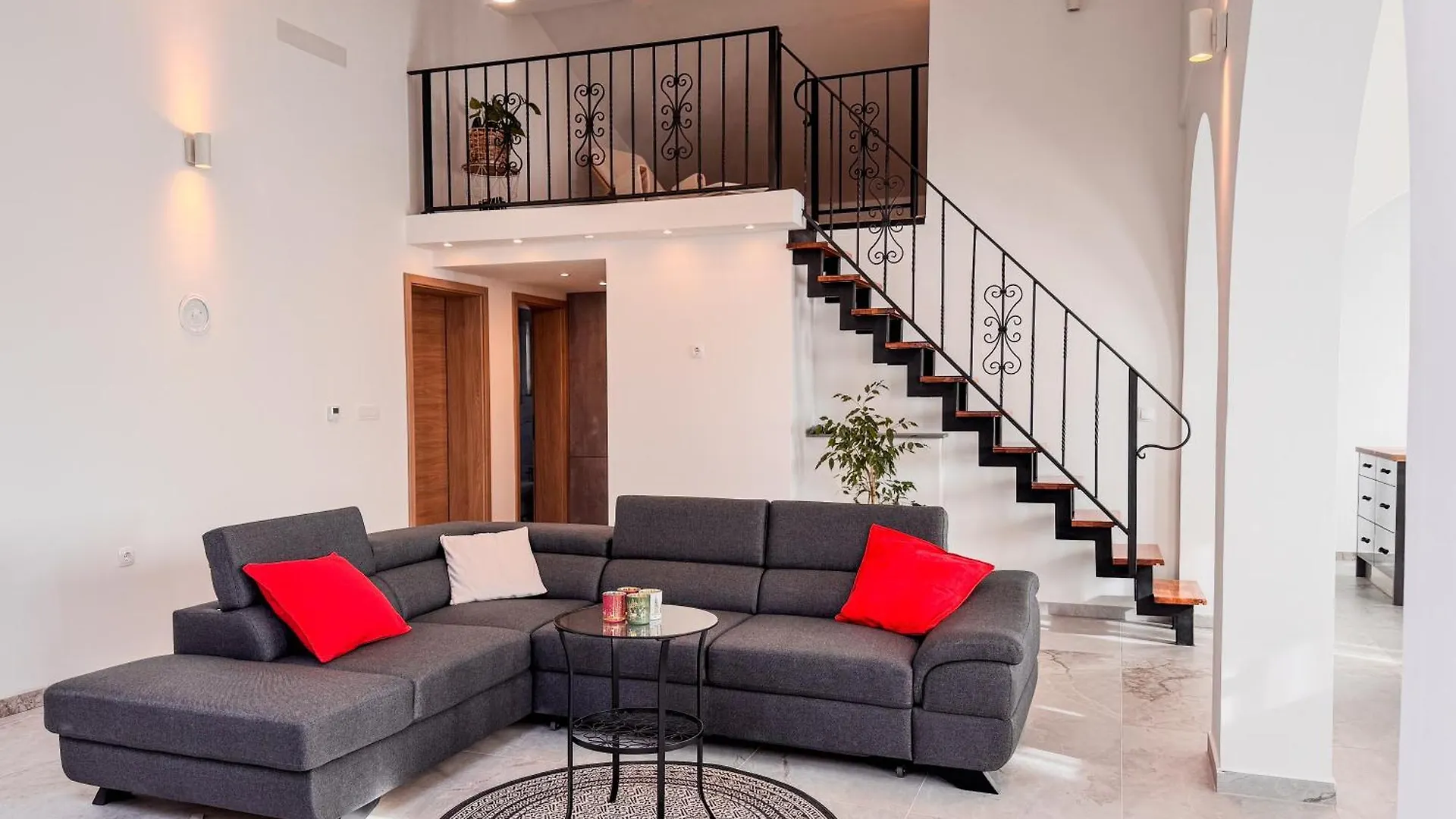 Chic Spacious Apartment Surrounded By Nature Near Opatija Matulji