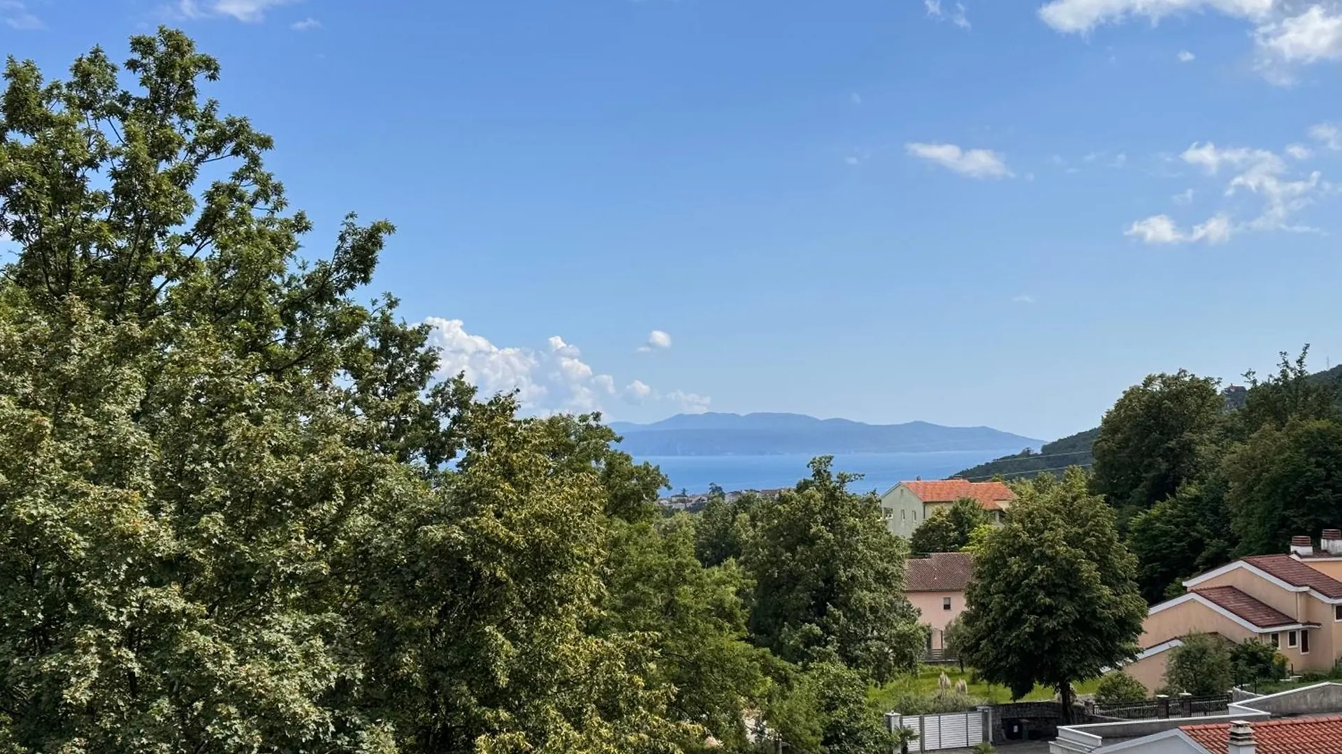 Chic Spacious Apartment Surrounded By Nature Near Opatija Matulji Croatia